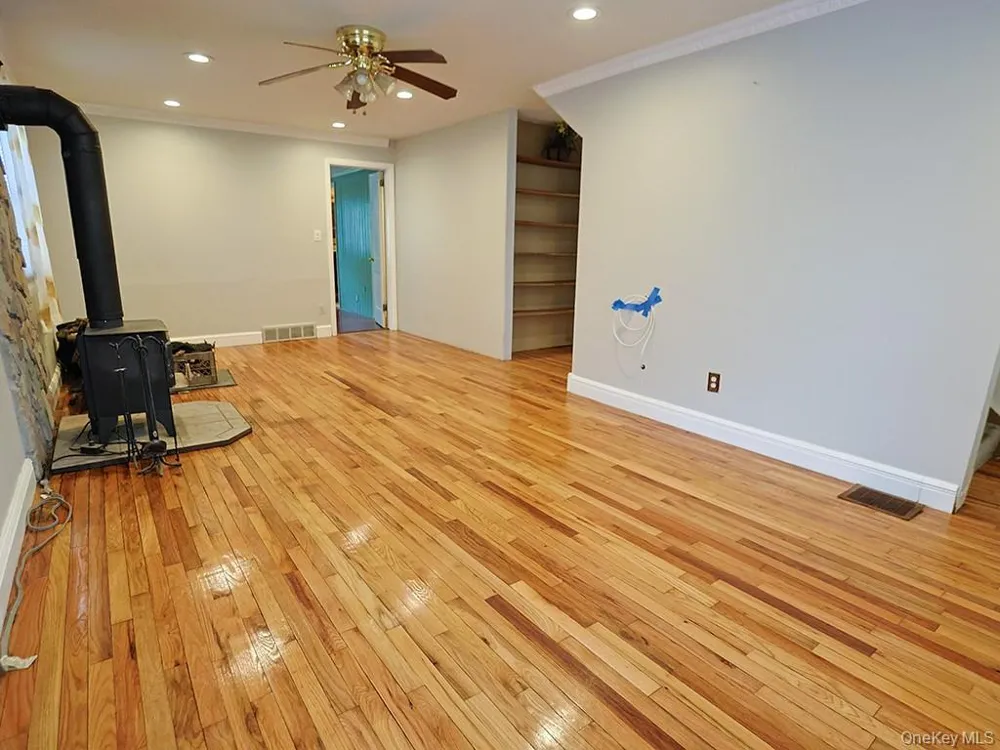 68 Weaver Street Montgomery, NY 12549