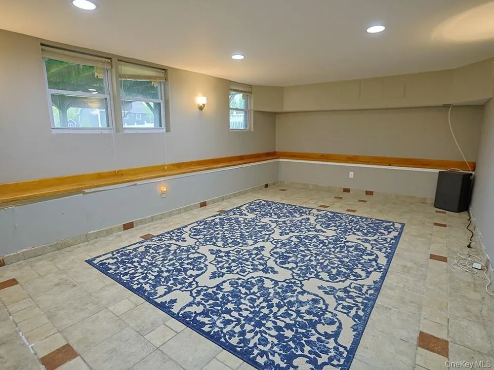 68 Weaver Street Montgomery, NY 12549
