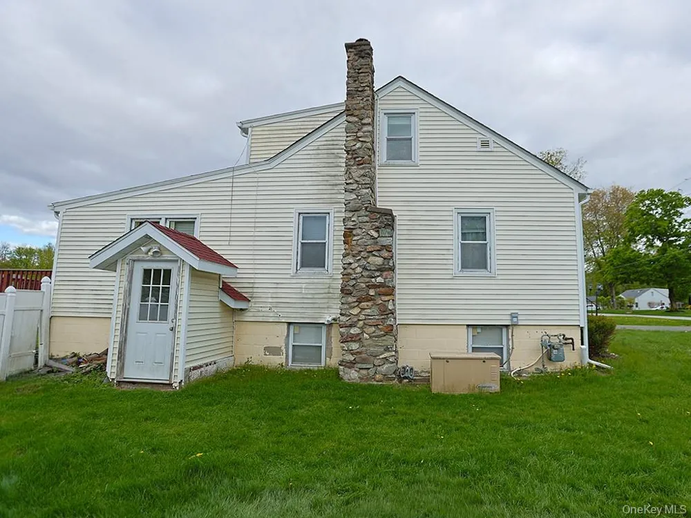 68 Weaver Street Montgomery, NY 12549