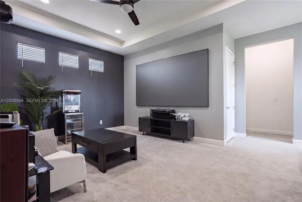 5850 Whippoorwill Cir Westlake, FL 33470