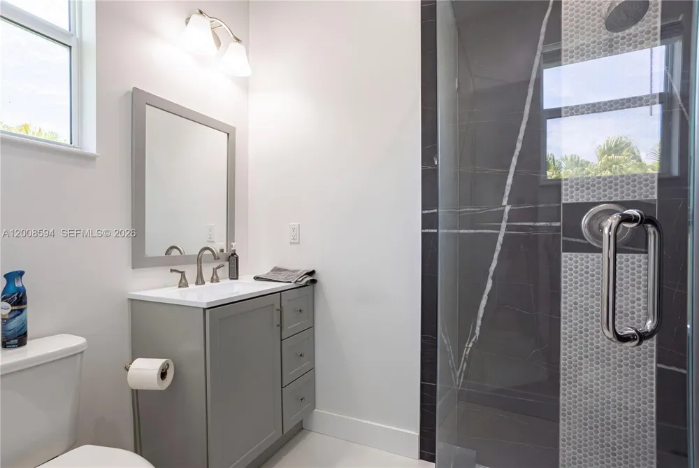 5850 Whippoorwill Cir Westlake, FL 33470
