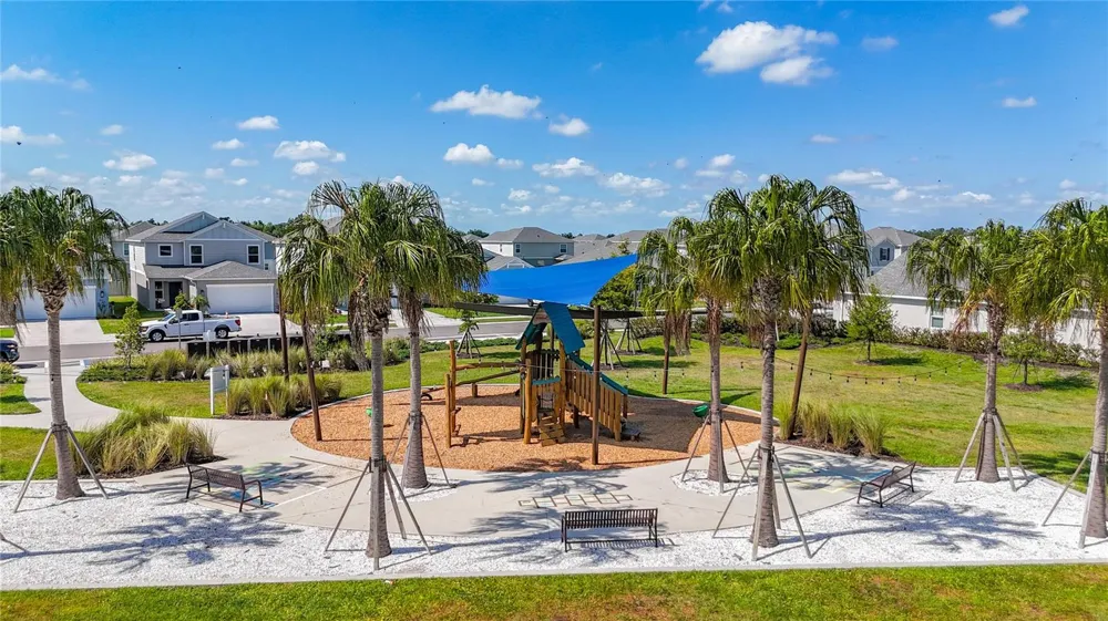 13019 BLUFF OAK WAY Parrish, FL 34219