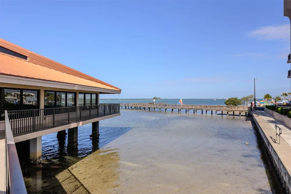 632 EDGEWATER DRIVE #139 Dunedin, FL 34698