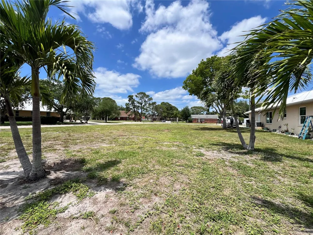 2213 10TH STREET W Palmetto, FL 34221