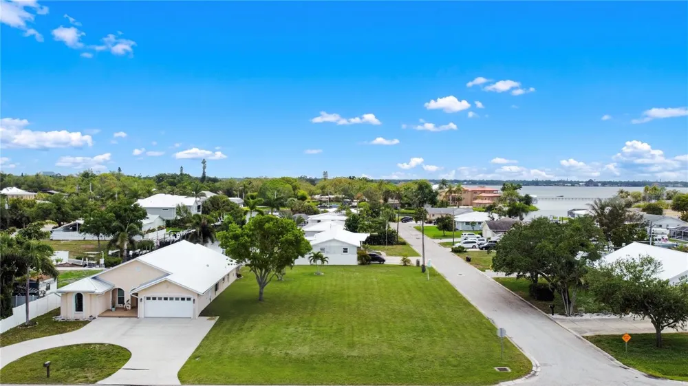 2213 10TH STREET W Palmetto, FL 34221