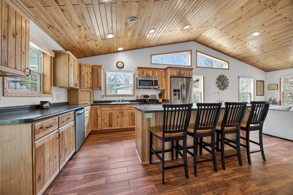 39568 569th Street Zumbro Falls, MN 55991
