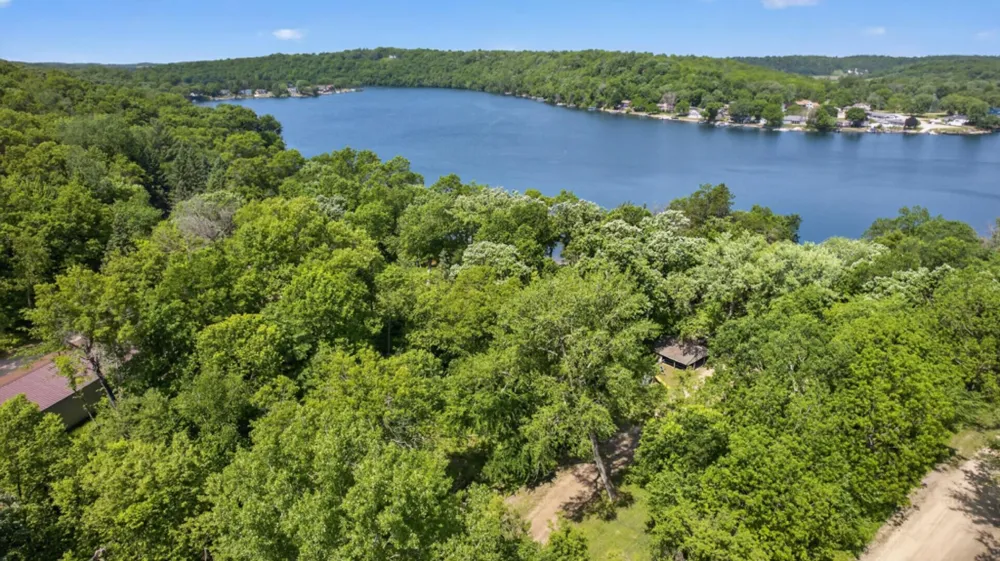 39568 569th Street Zumbro Falls, MN 55991