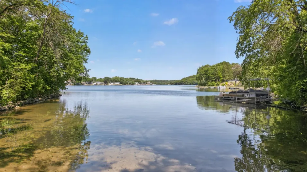 39568 569th Street Zumbro Falls, MN 55991
