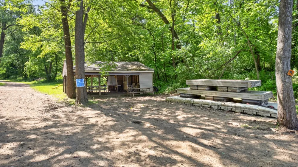 39568 569th Street Zumbro Falls, MN 55991
