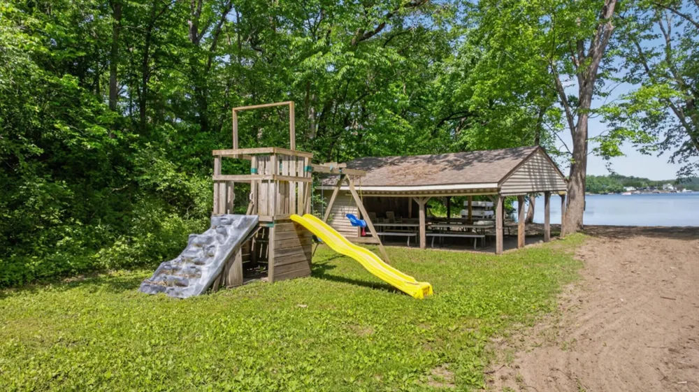 39568 569th Street Zumbro Falls, MN 55991