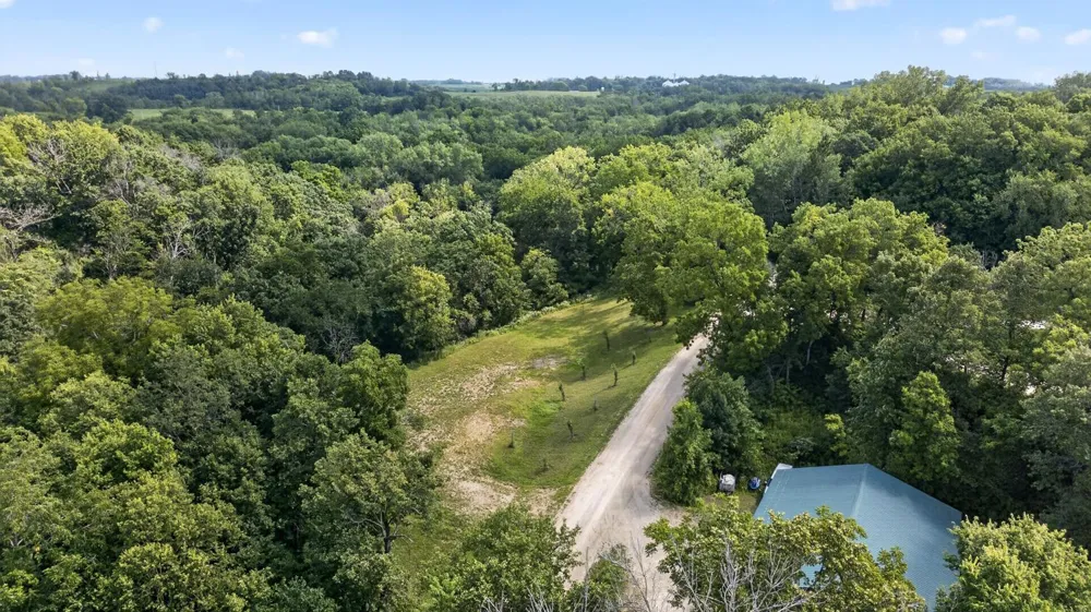 39568 569th Street Zumbro Falls, MN 55991