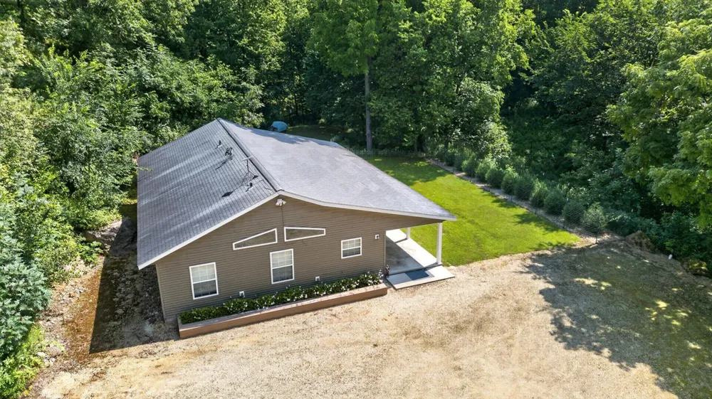 39568 569th Street Zumbro Falls, MN 55991