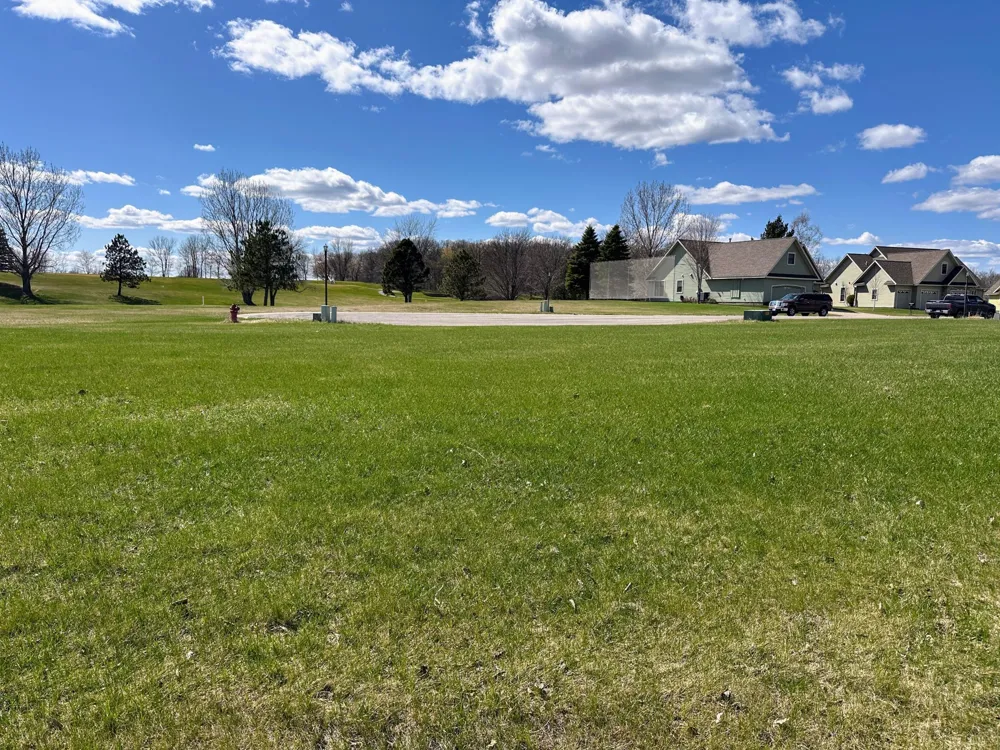 996 Links Way Perham, MN 56573