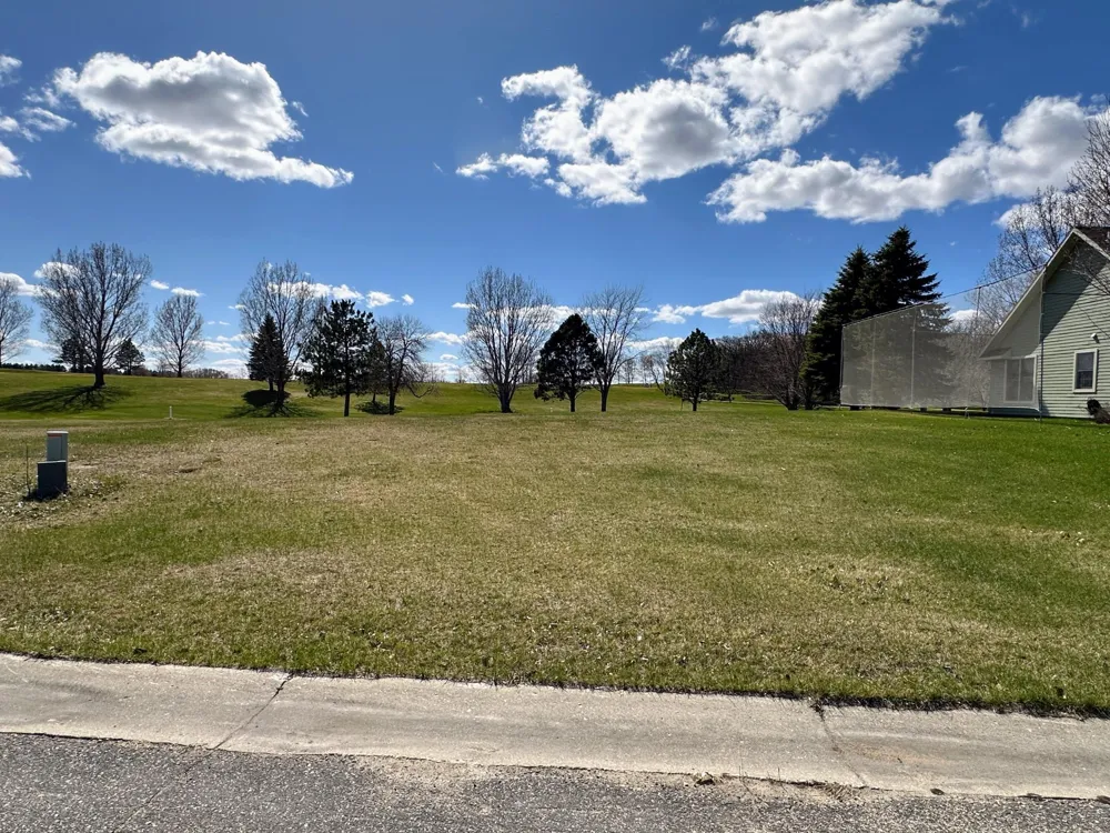 996 Links Way Perham, MN 56573