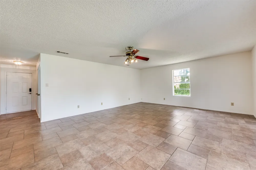 7105 Hanging Cliff Place North Richland Hills, TX 76182