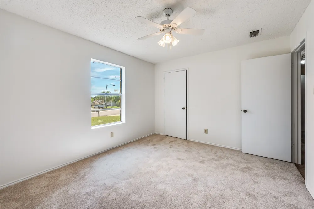7105 Hanging Cliff Place North Richland Hills, TX 76182