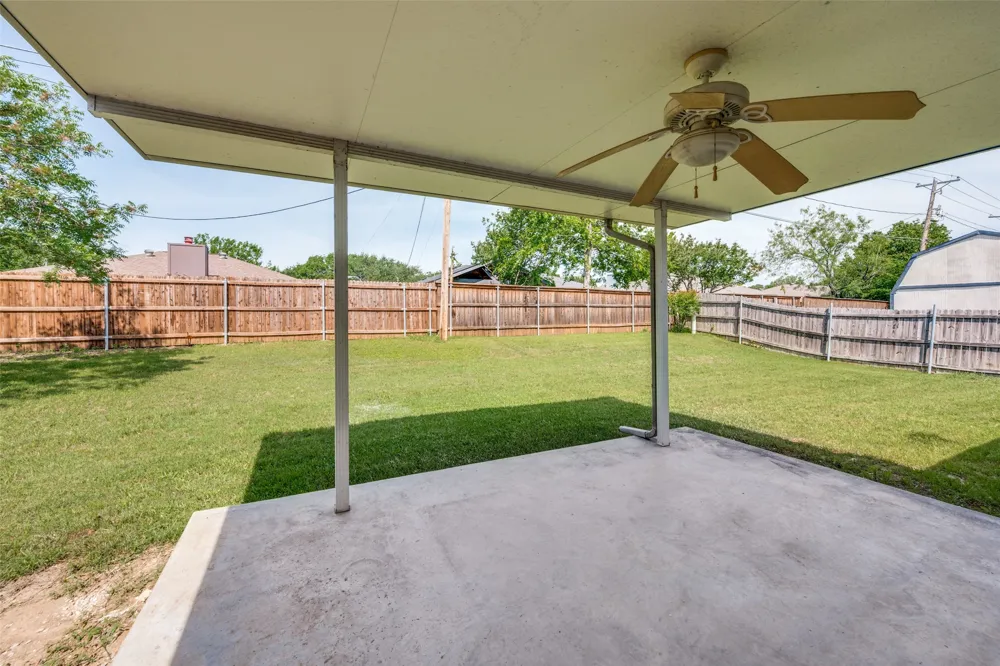 7105 Hanging Cliff Place North Richland Hills, TX 76182