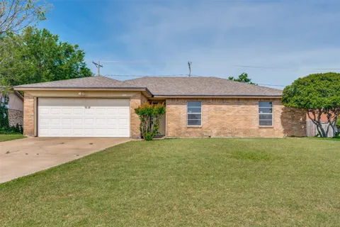 7105 Hanging Cliff Place