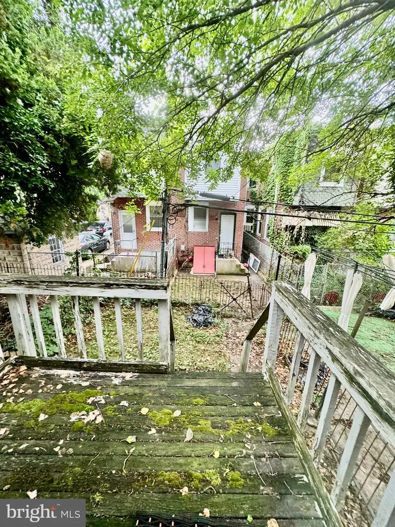5033 16TH STREET Philadelphia, PA 19141
