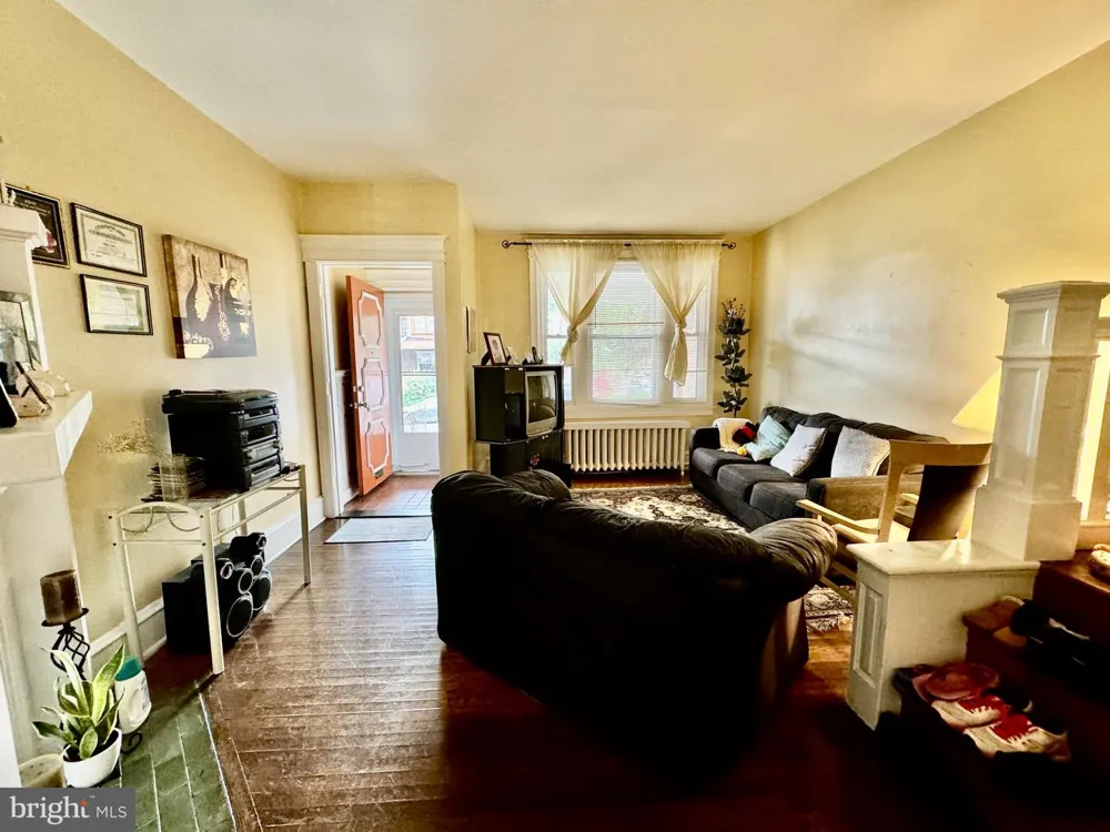 5033 16TH STREET Philadelphia, PA 19141