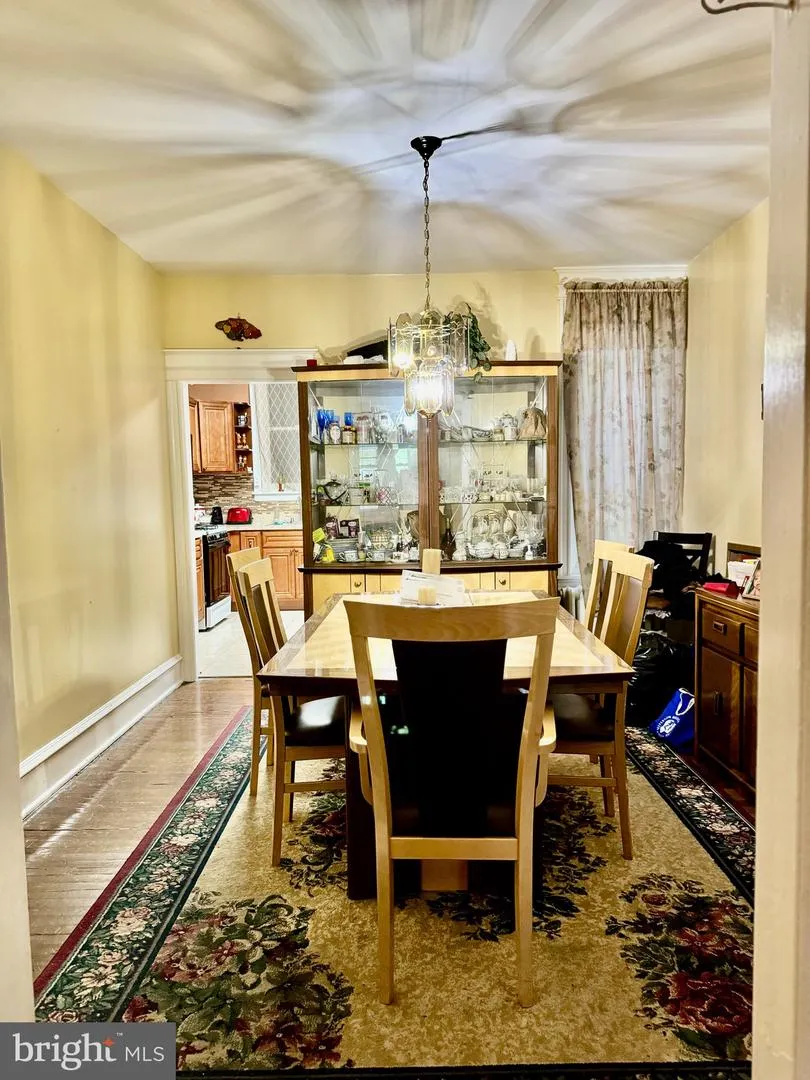 5033 16TH STREET Philadelphia, PA 19141