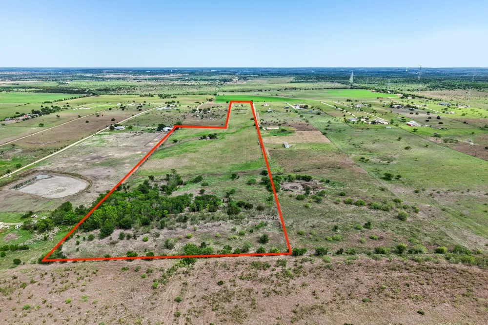 14204 Graef Road Creedmoor, TX 78610