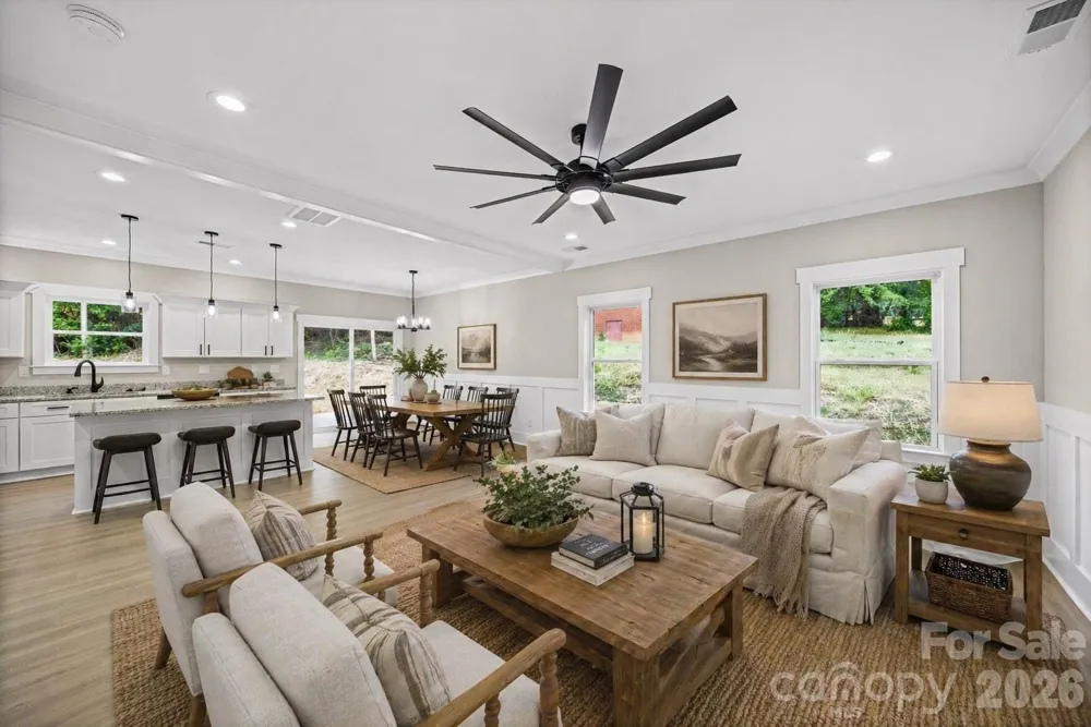 908 Dewey Street Badin, NC 28009