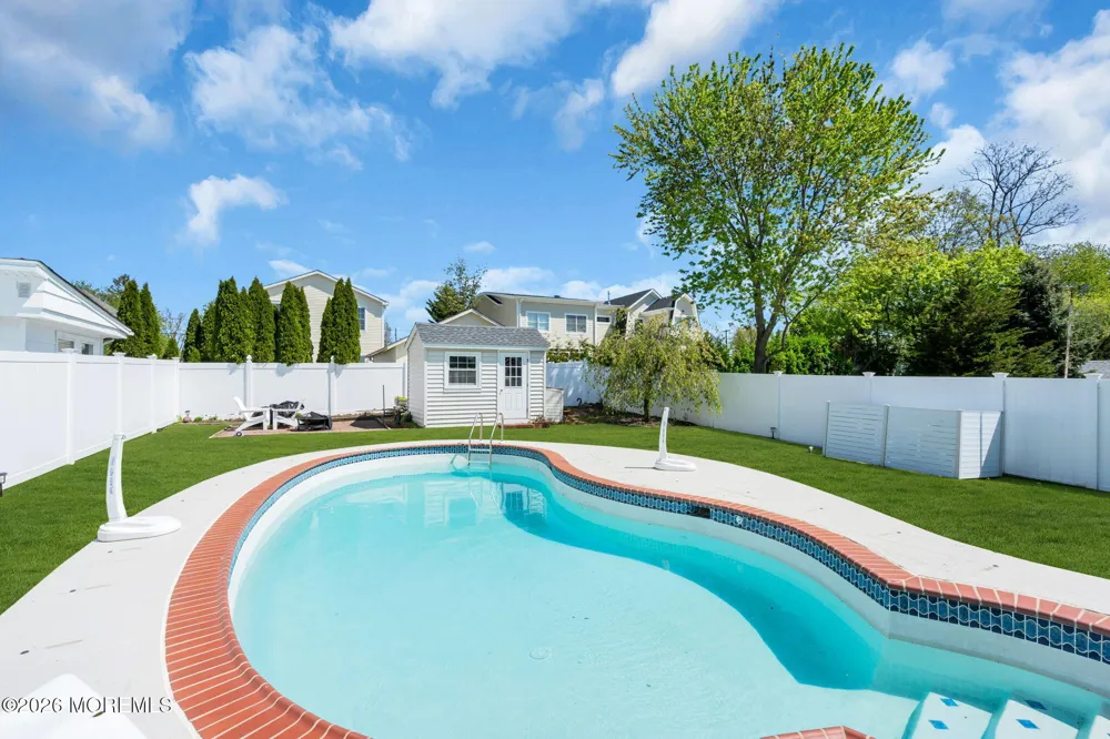 558 Central Avenue Spring Lake Heights, NJ 07762