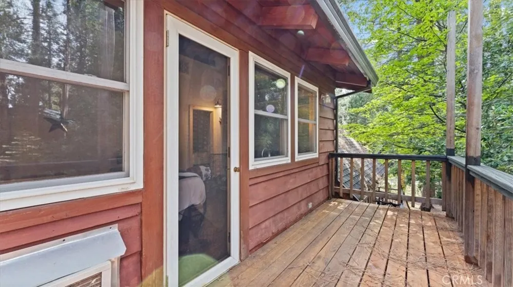 6231 Merry Clipper Mills, CA 95930
