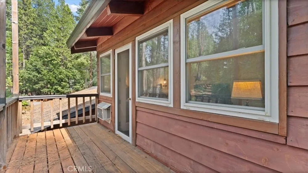 6231 Merry Clipper Mills, CA 95930