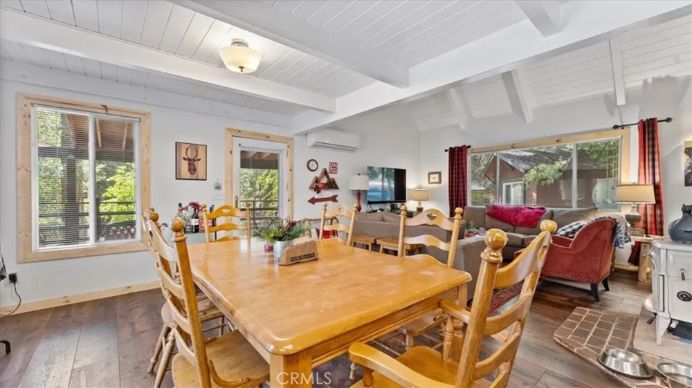 6231 Merry Clipper Mills, CA 95930