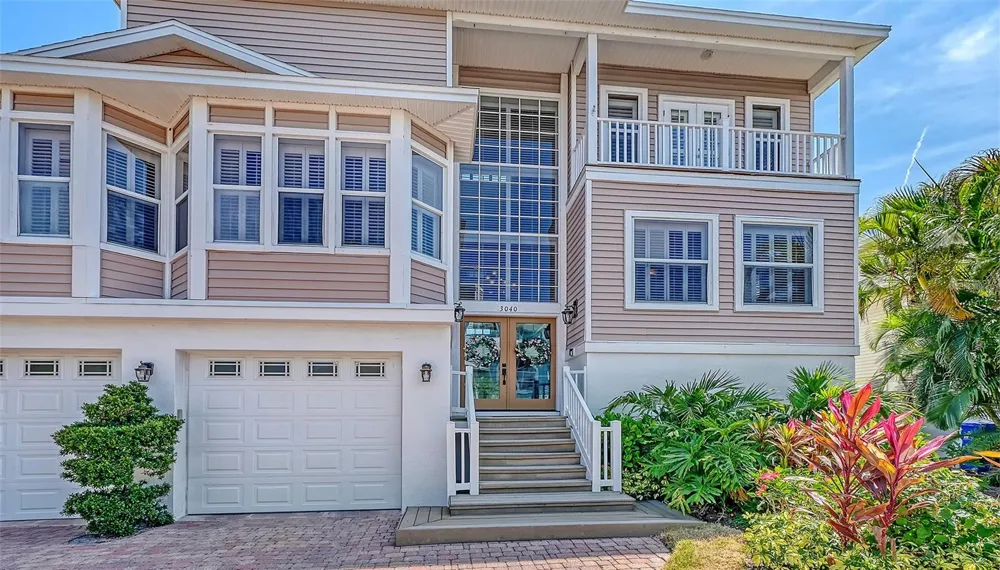 3040 GULF OF MEXICO DRIVE #3 Longboat Key, FL 34228