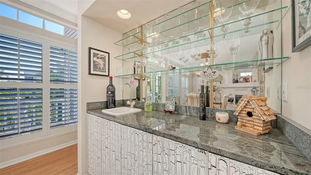 3040 GULF OF MEXICO DRIVE #3 Longboat Key, FL 34228