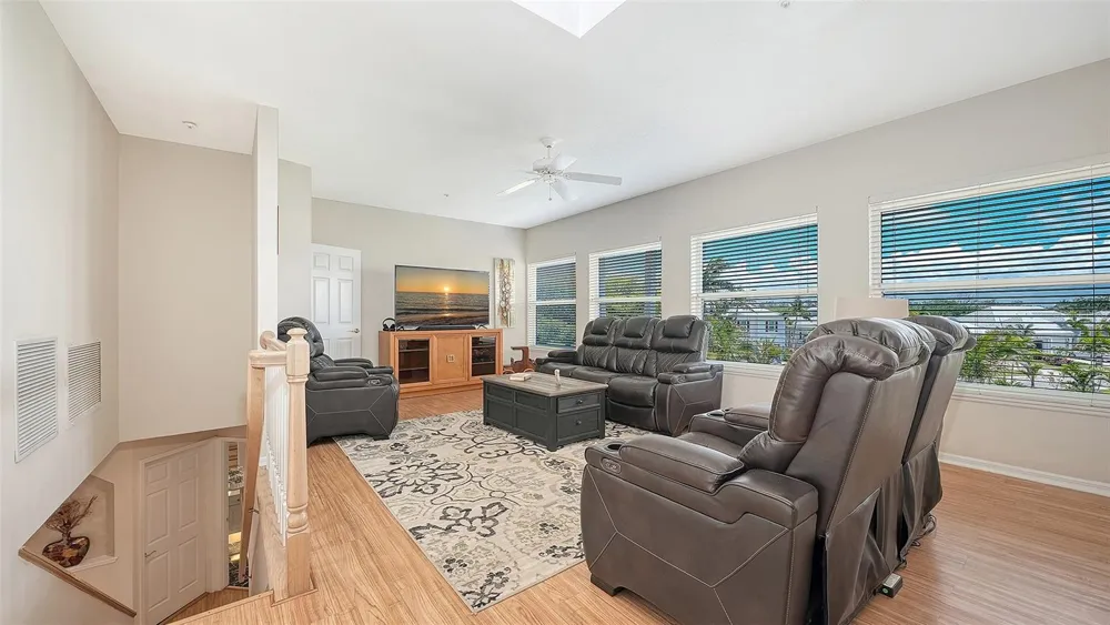 3040 GULF OF MEXICO DRIVE #3 Longboat Key, FL 34228