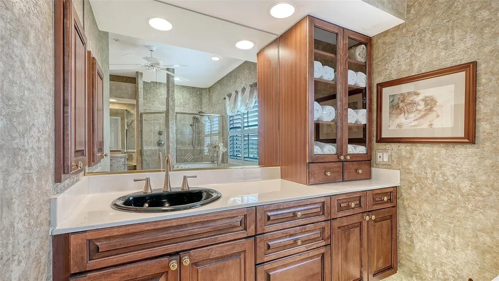 3040 GULF OF MEXICO DRIVE #3 Longboat Key, FL 34228