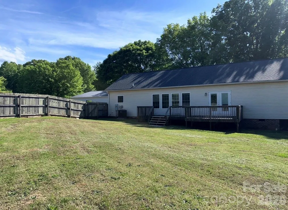 172 Jesse King Road Advance, NC 27006