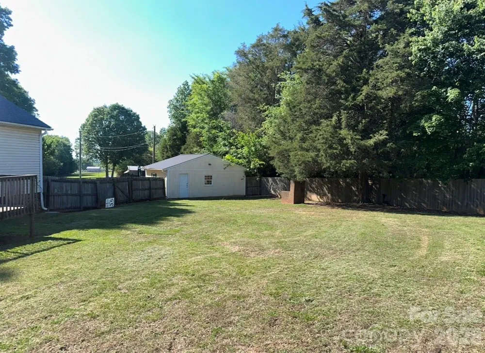 172 Jesse King Road Advance, NC 27006
