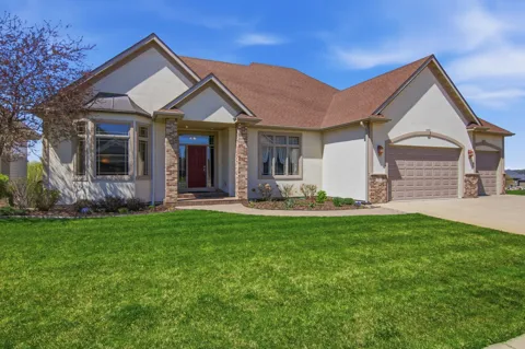 755 Somerby Parkway NE