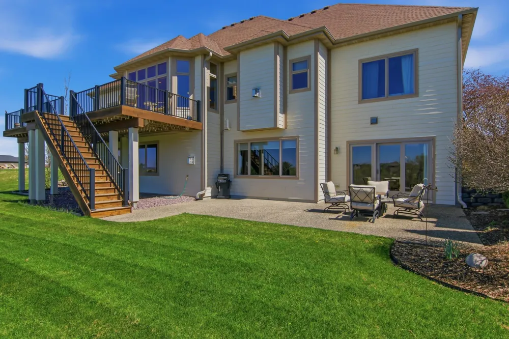755 Somerby Parkway NE Byron, MN 55920