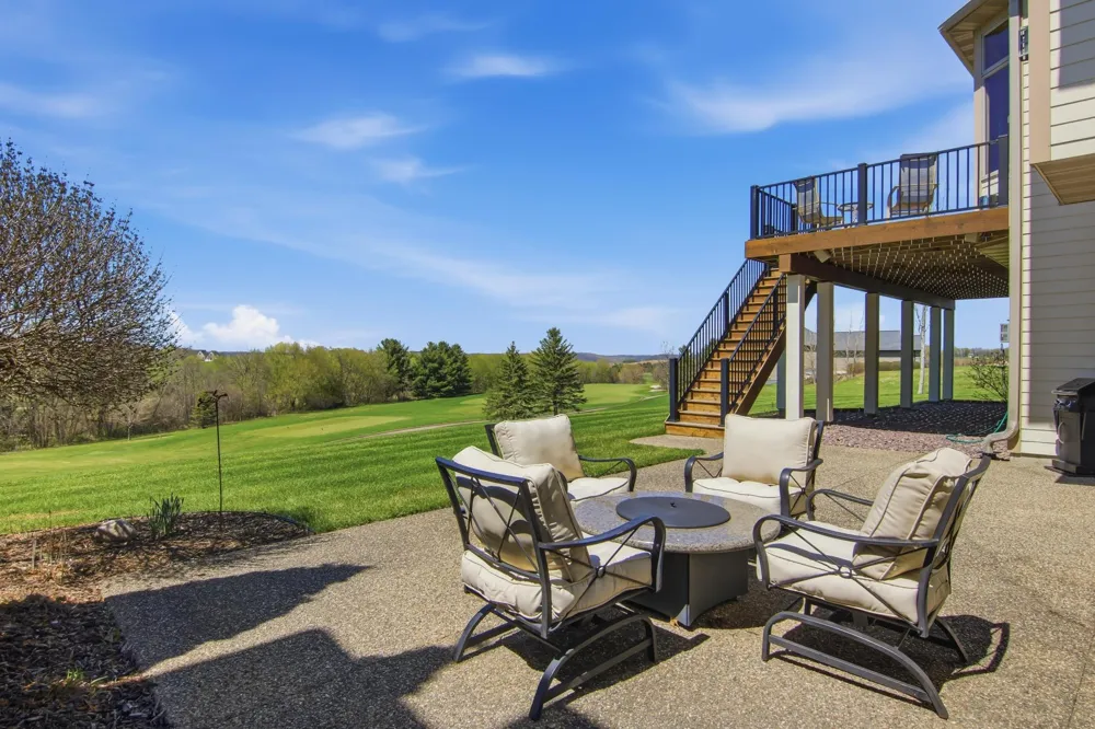 755 Somerby Parkway NE Byron, MN 55920