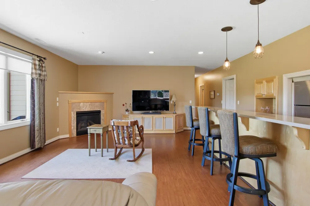 755 Somerby Parkway NE Byron, MN 55920