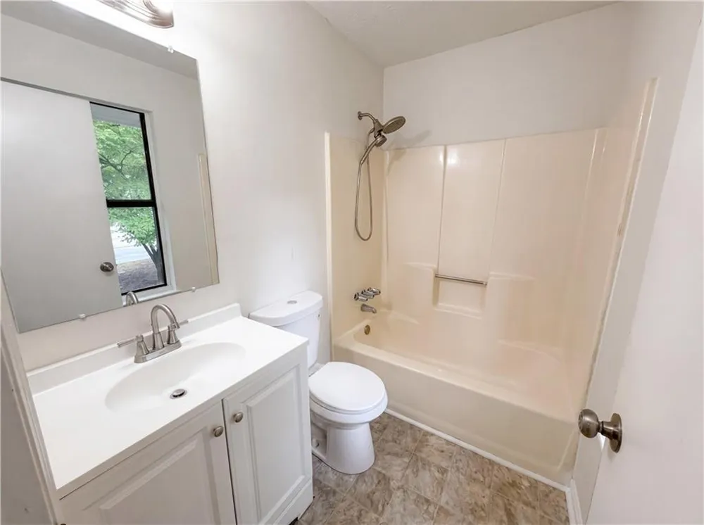 6369 Redan Square Lithonia, GA 30058