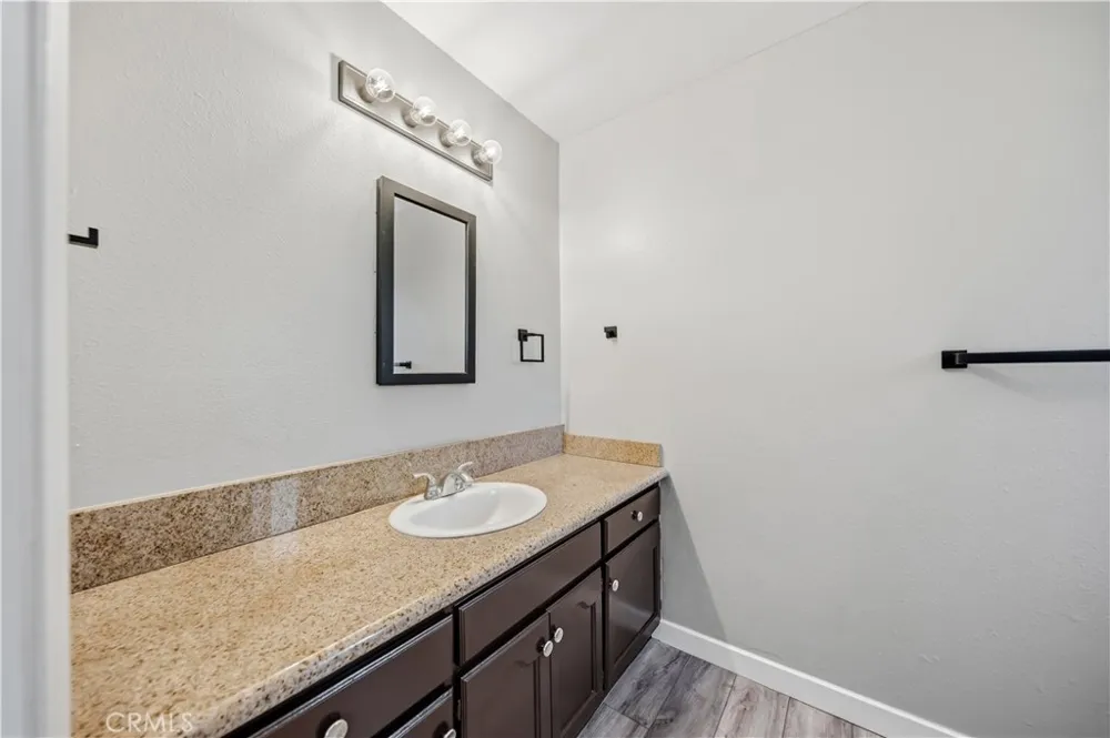 1308 E Oaks Street #D Compton, CA 90221