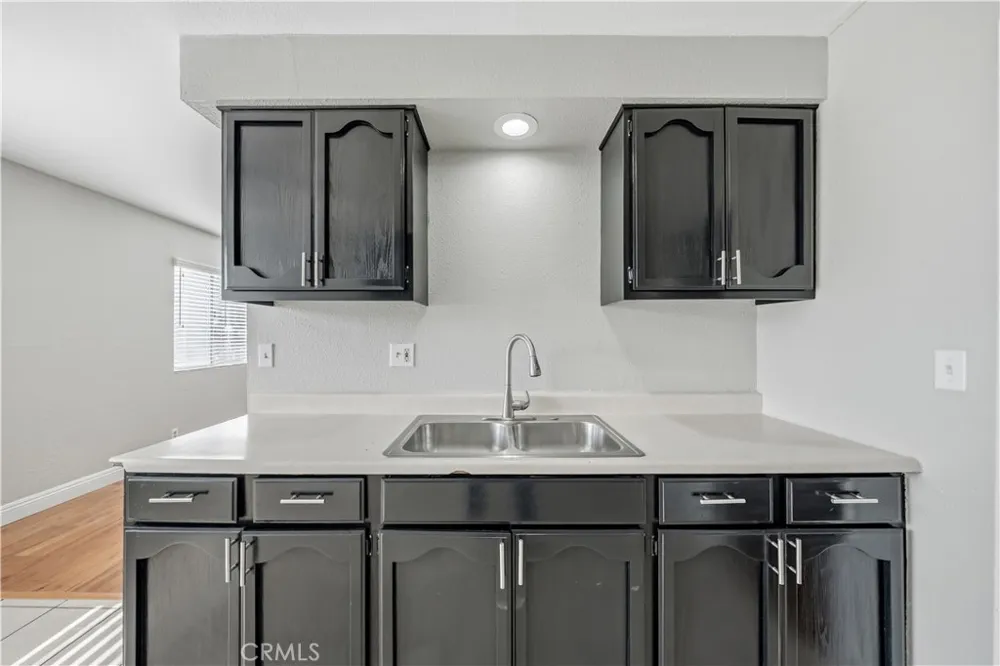 1308 E Oaks Street #D Compton, CA 90221