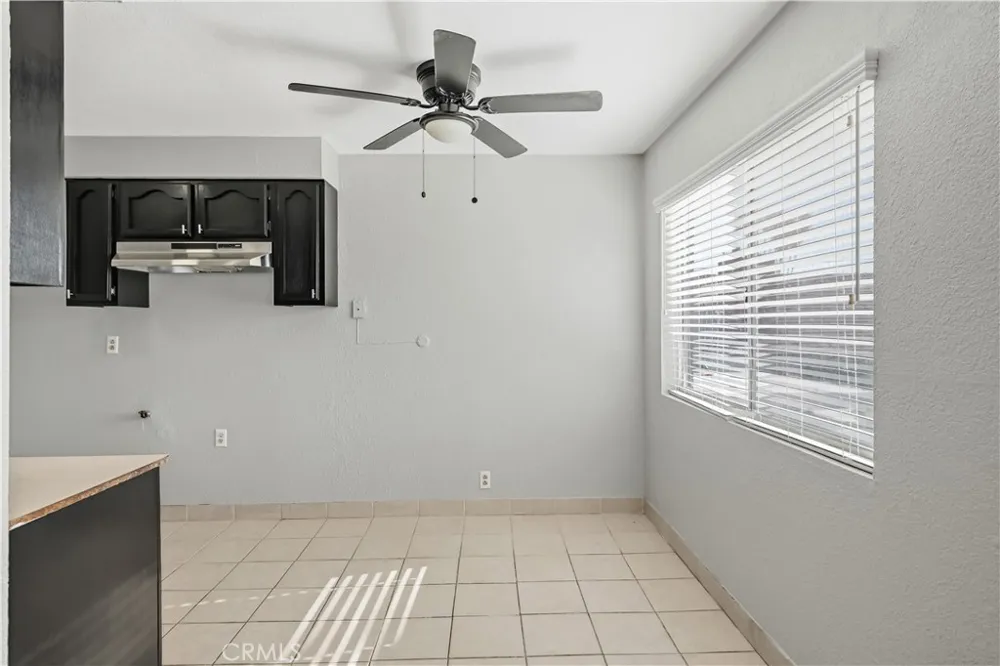 1308 E Oaks Street #D Compton, CA 90221