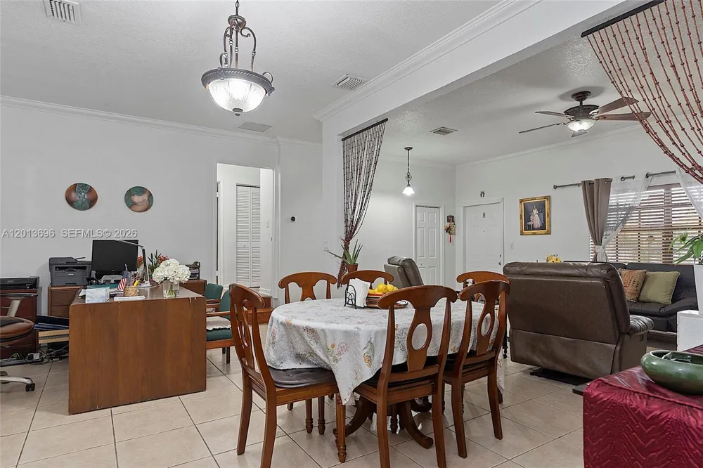 17155 NW 37th Ct Miami Gardens, FL 33055