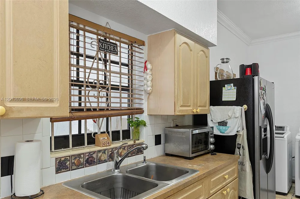 17155 NW 37th Ct Miami Gardens, FL 33055