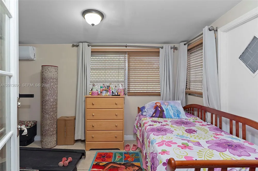 17155 NW 37th Ct Miami Gardens, FL 33055