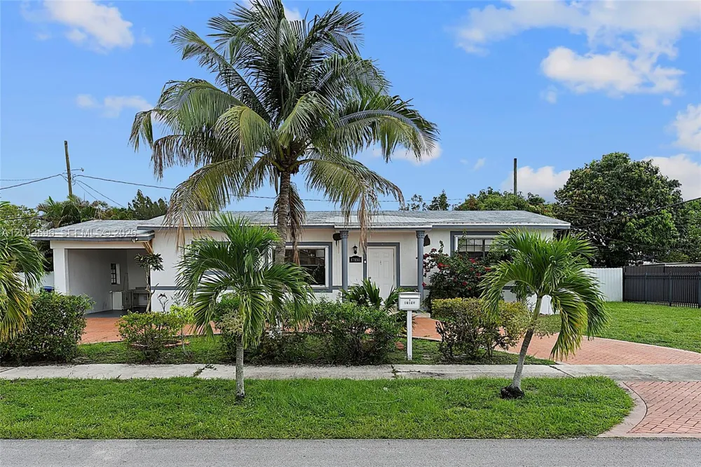 17155 NW 37th Ct Miami Gardens, FL 33055