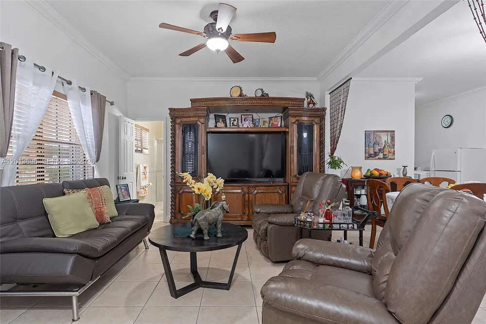 17155 NW 37th Ct Miami Gardens, FL 33055